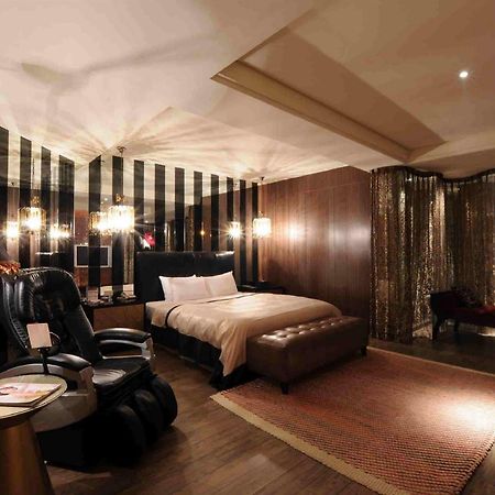 Li Hsin Motel Taichung Exterior photo