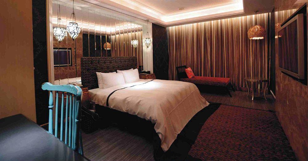 Li Hsin Motel Taichung Exterior photo